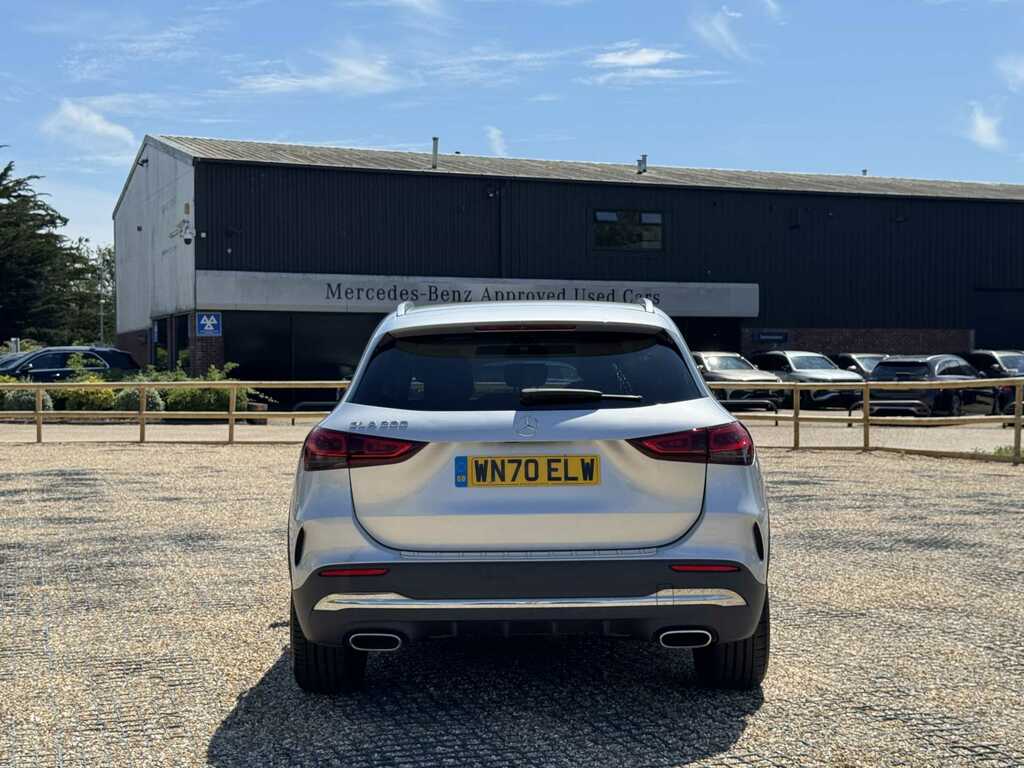 Mercedes-Benz GLA Class Gla 200 Amg Line Silver #6