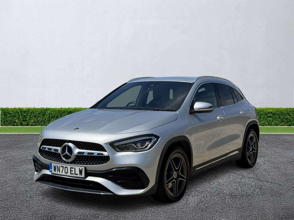 Mercedes-Benz GLA Class Gla 200 Amg Line Silver #3