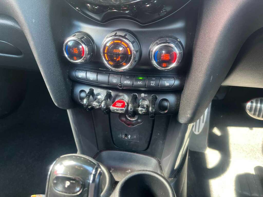 Mini Hatch Cooper Classic Silver #14