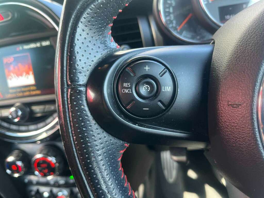 Mini Hatch Cooper Classic Silver #30