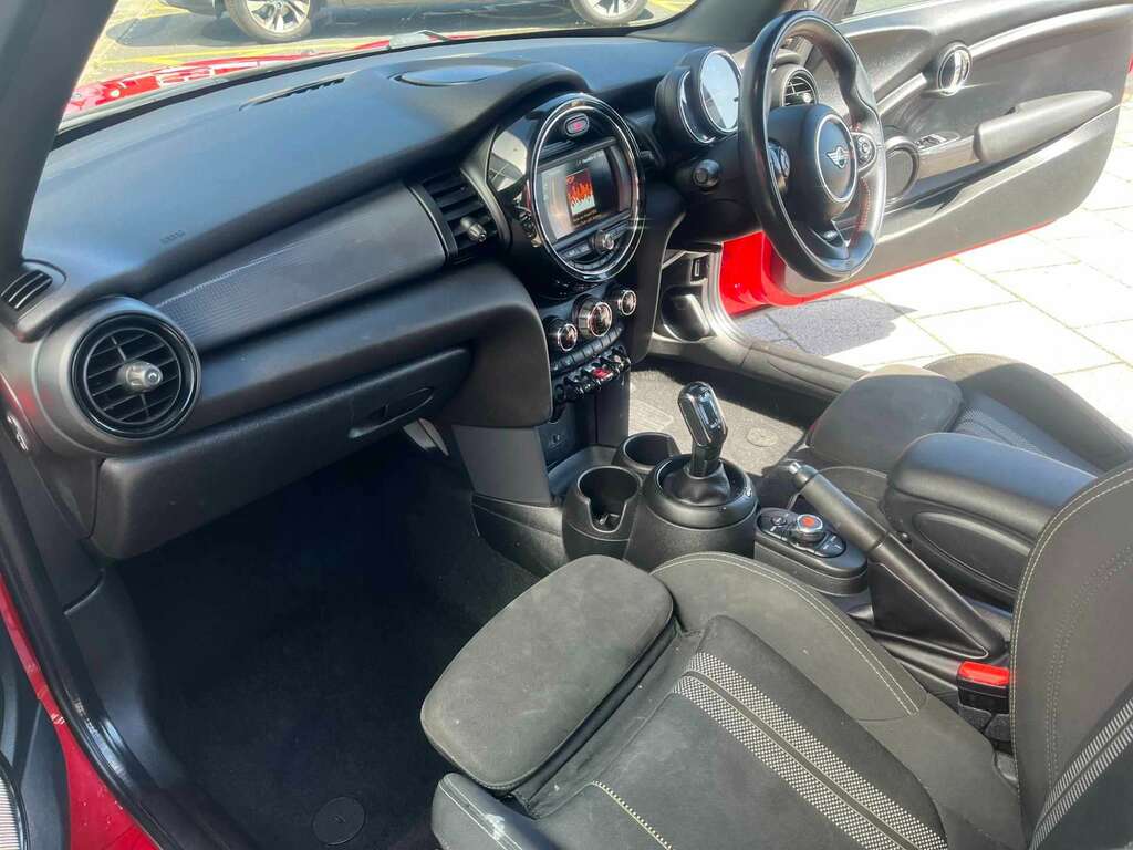 Mini Hatch Cooper Classic Silver #10