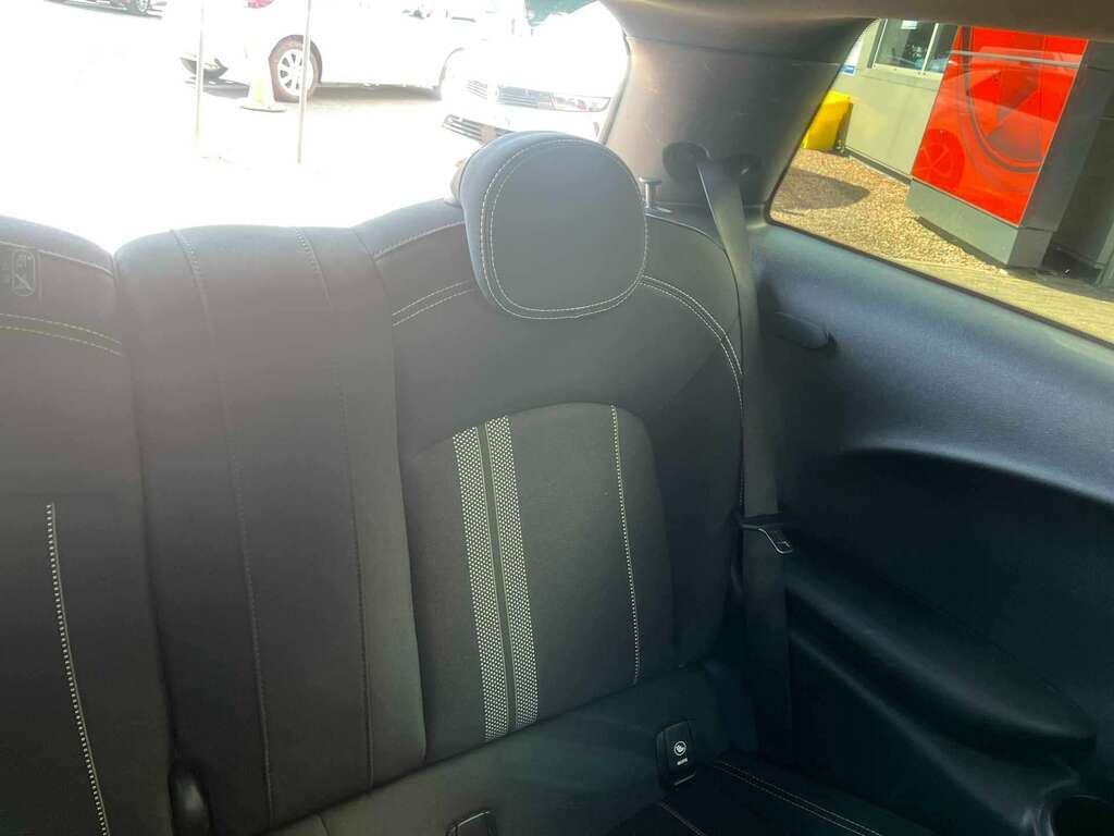 Mini Hatch Cooper Classic Silver #21