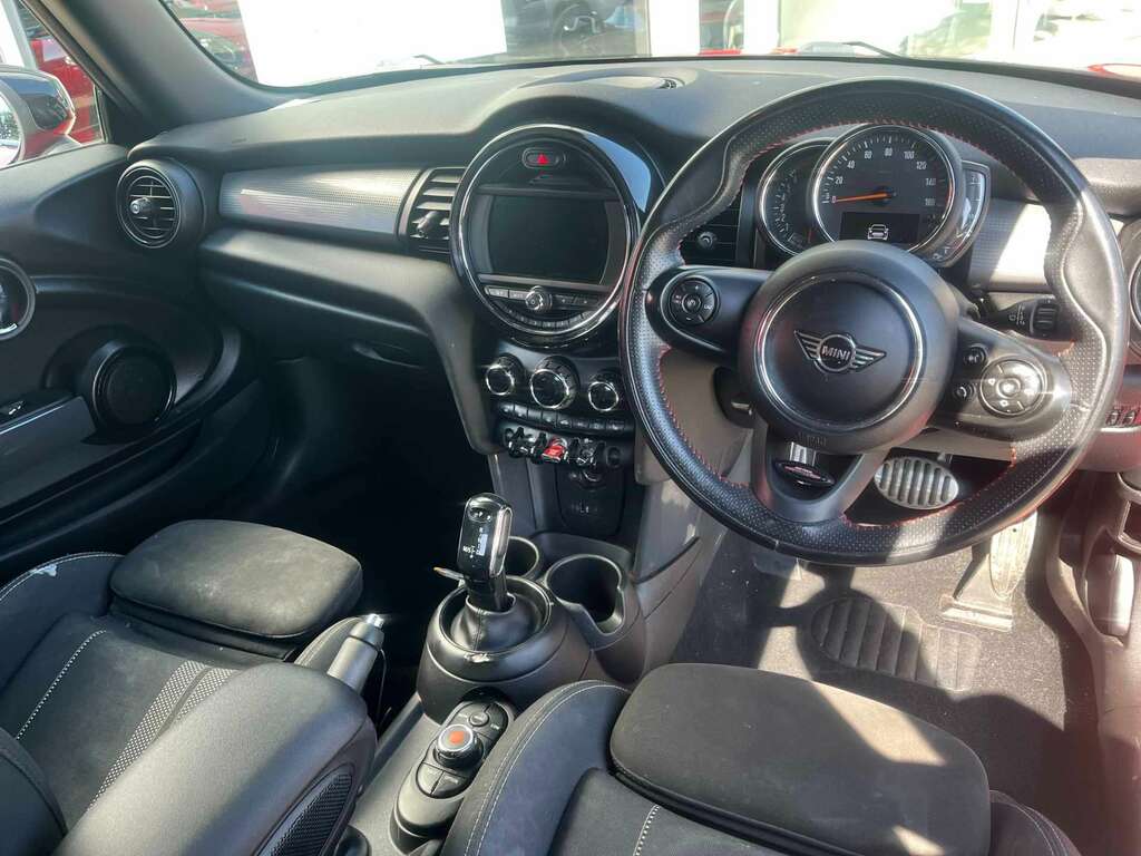 Mini Hatch Cooper Classic Silver #11