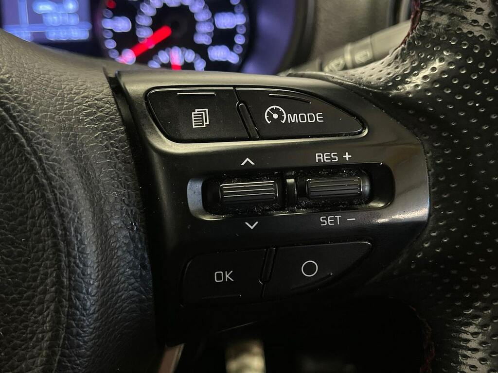 Kia Picanto Hatchback Blue #26