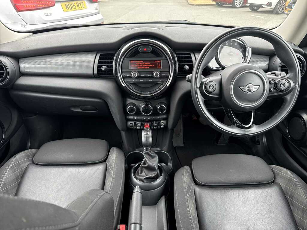 Mini Hatch 5-Door Cooper S Sport Red #8