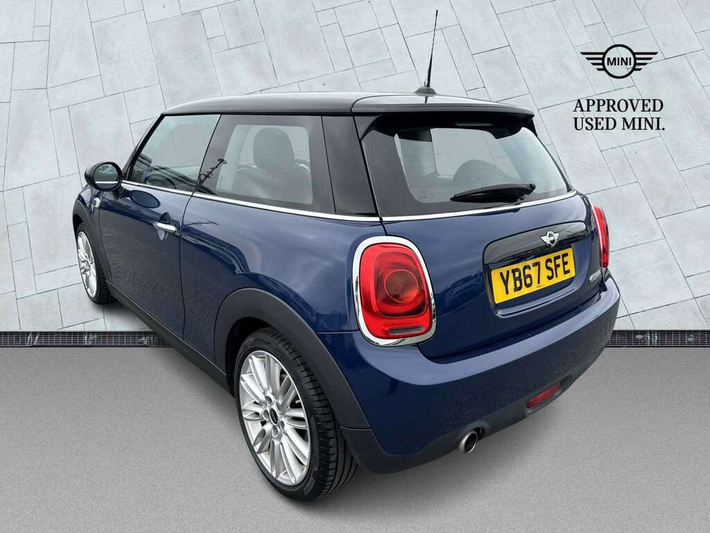 Mini Hatch 5-Door Cooper S Sport Red #2
