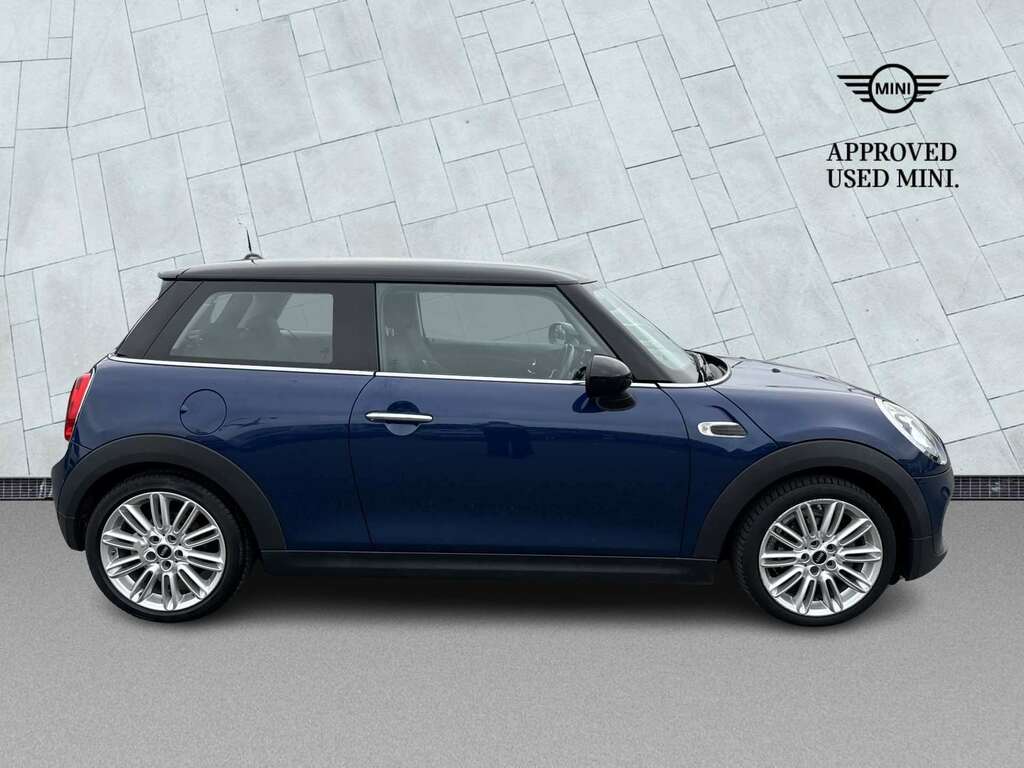 Mini Hatch 5-Door Cooper S Sport Red #3
