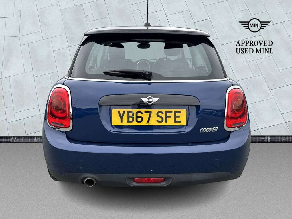 Mini Hatch 5-Door Cooper S Sport Red #4