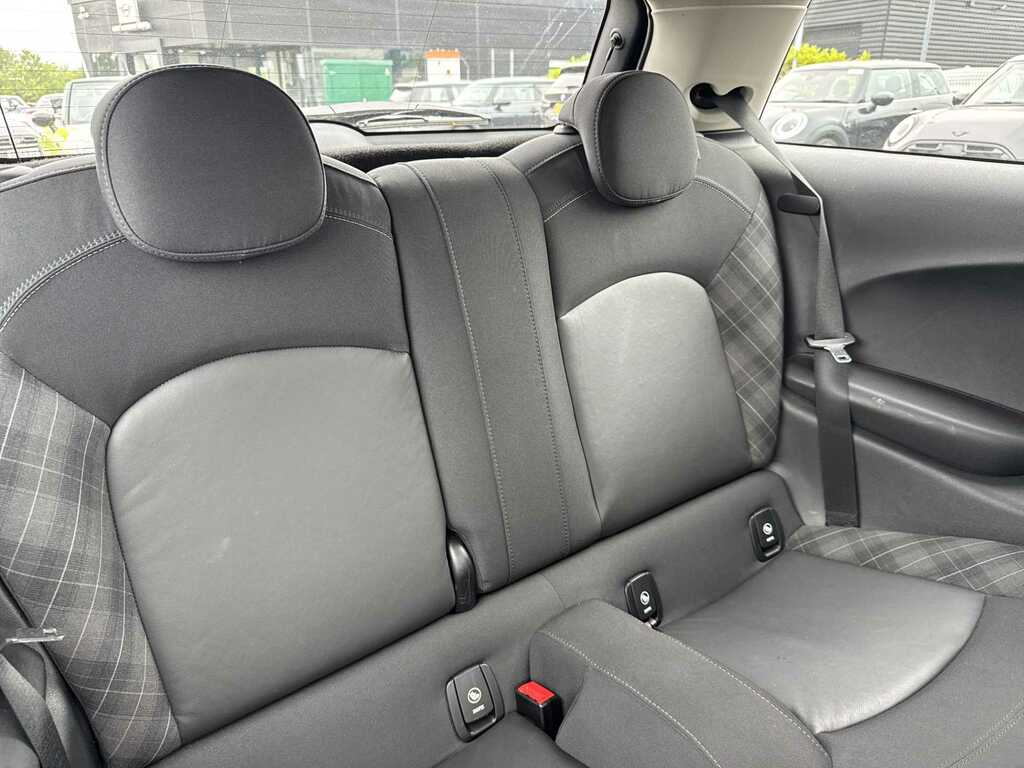 Mini Hatch 5-Door Cooper S Sport Red #16