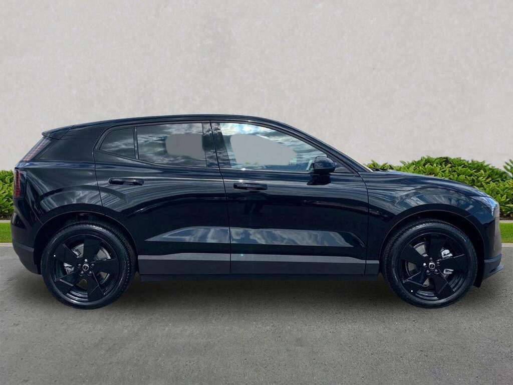 Volvo EX30 200Kw P5 Long Range Plus Black Ed 69Kwh  #3