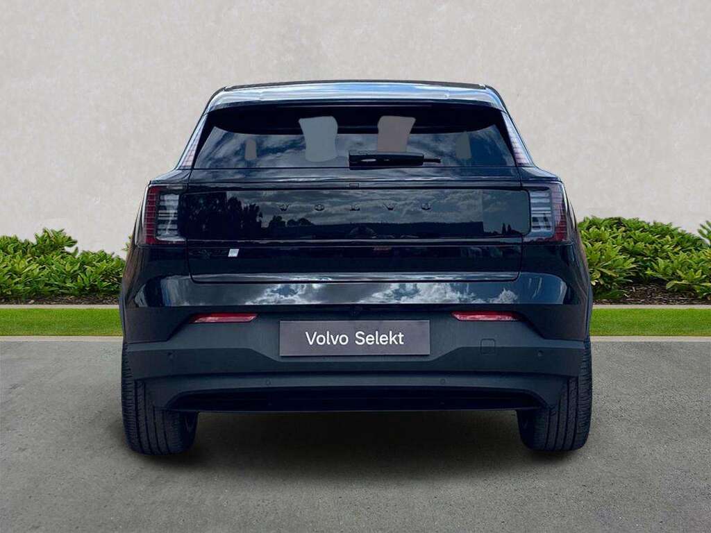 Volvo EX30 200Kw P5 Long Range Plus Black Ed 69Kwh  #4