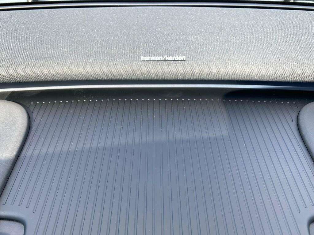 Volvo EX30 Ultra 272Bhp Single Motor Extended Range - Fixe Grey #30