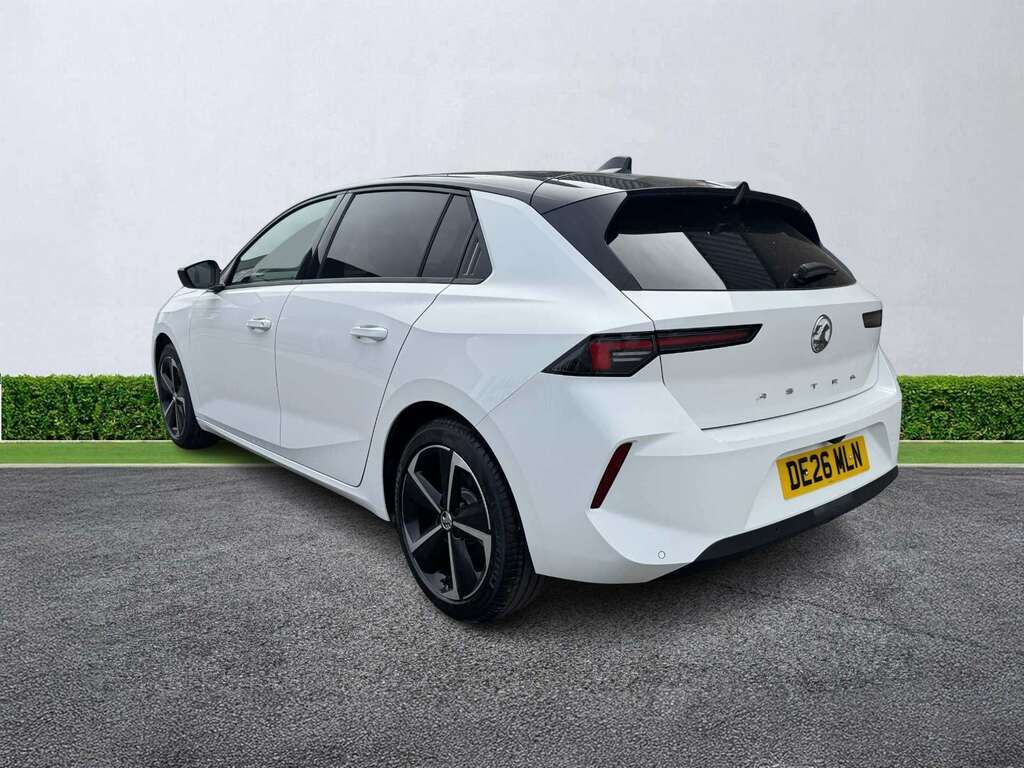 Vauxhall Astra 1.6L Design Grey #4