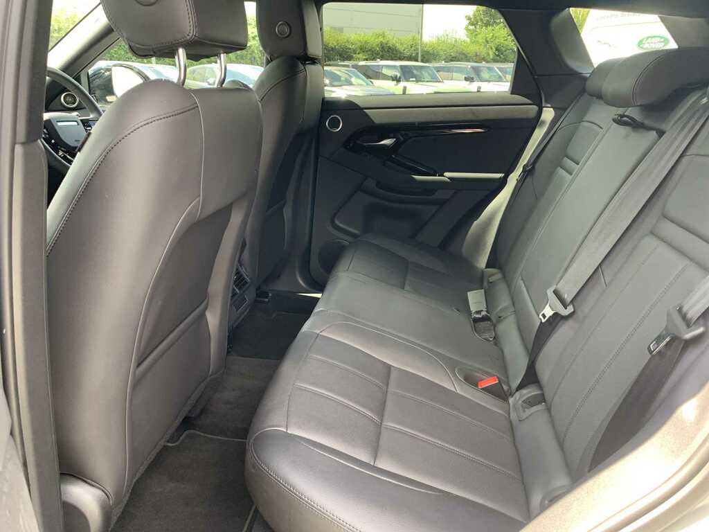 Land Rover Range Rover Evoque 2.0 D200 Dynamic Se AX75NHL Silver #4