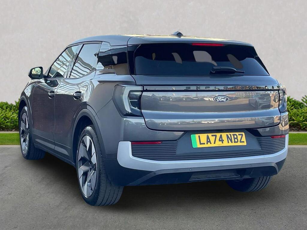 Ford Explorer Extended Range 77Kwh Premium Suv Black #2