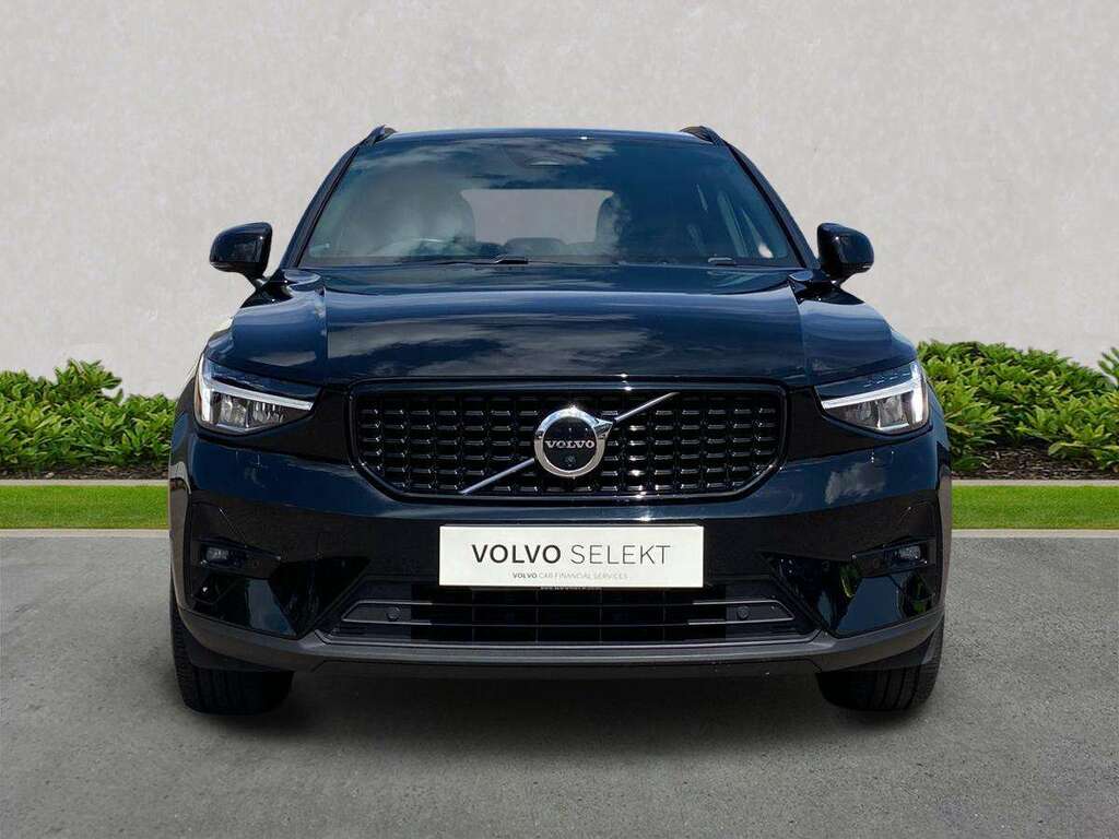 Volvo XC40 2.0 B4p Ultimate Dark AV23WTR Black #5