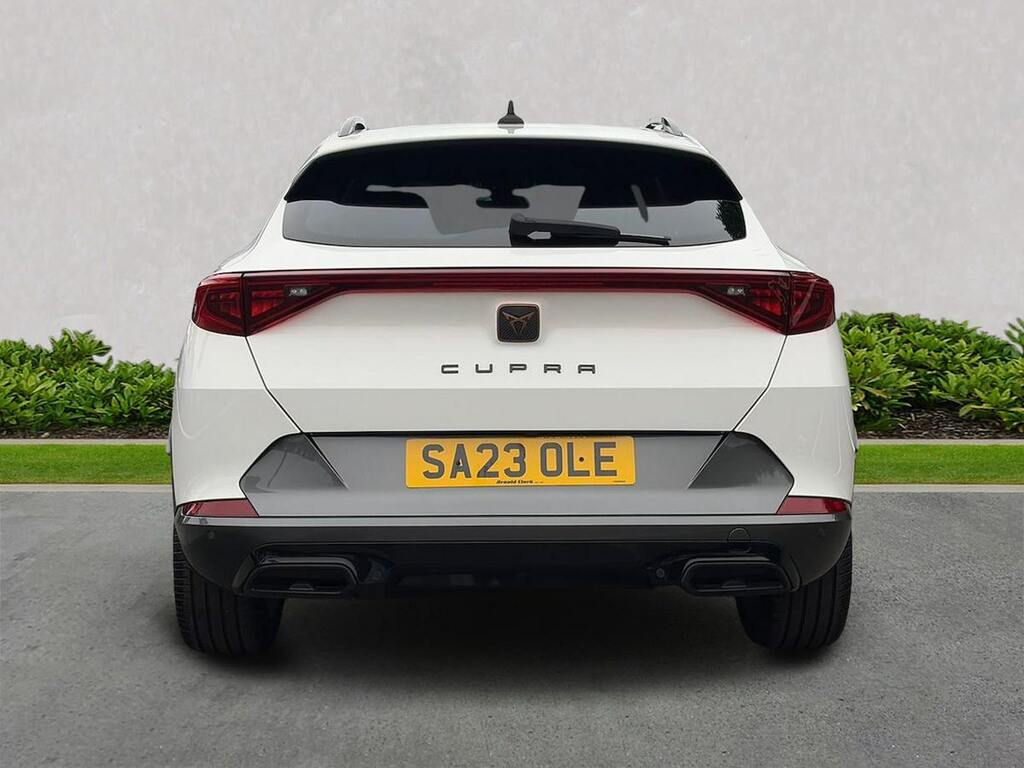 Cupra Formentor Formentor 1.5 Tsi 150 V2 Estate White #4