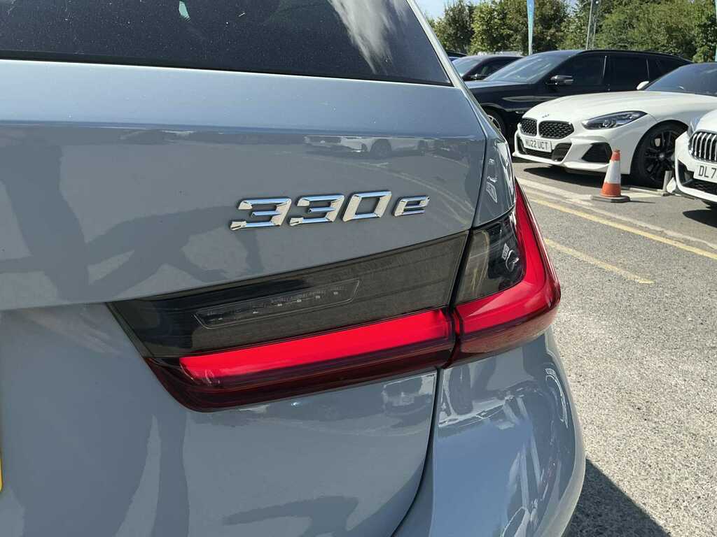 BMW 3 Series 330E Xdrive M Sport Step NG22LXM Grey #6