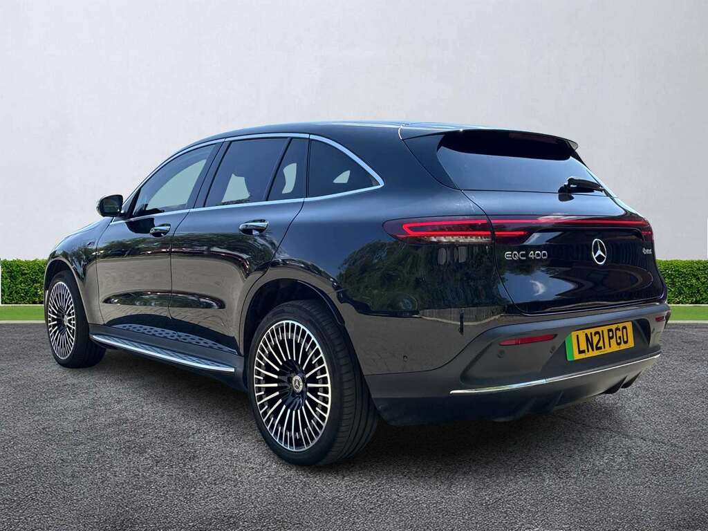 Mercedes-Benz EQC Eqc 400 300Kw Amg Line Premium Plus 80Kwh Black #2