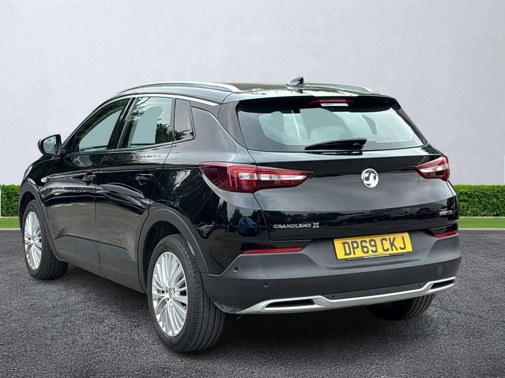 Vauxhall Grandland X 1.2 Turbo Business Edition Nav Black #2