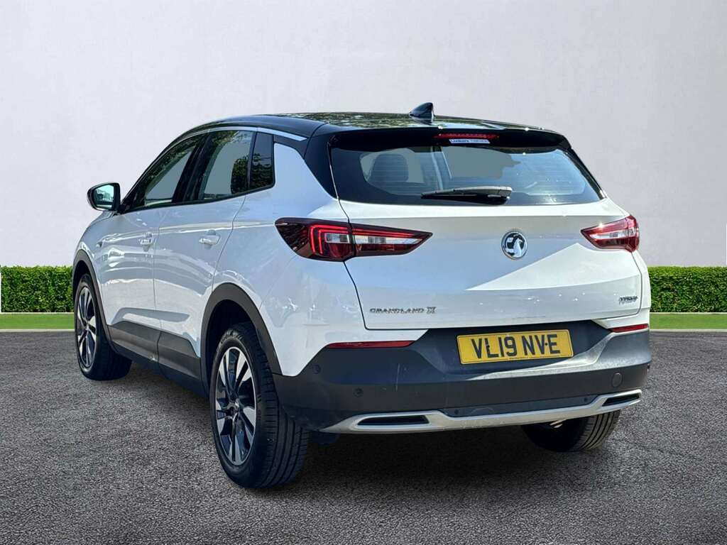 Vauxhall Grandland X 1.2 Turbo Sport Nav White #2