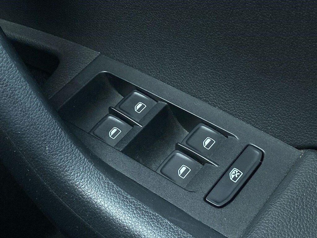 Skoda Octavia Brown #17