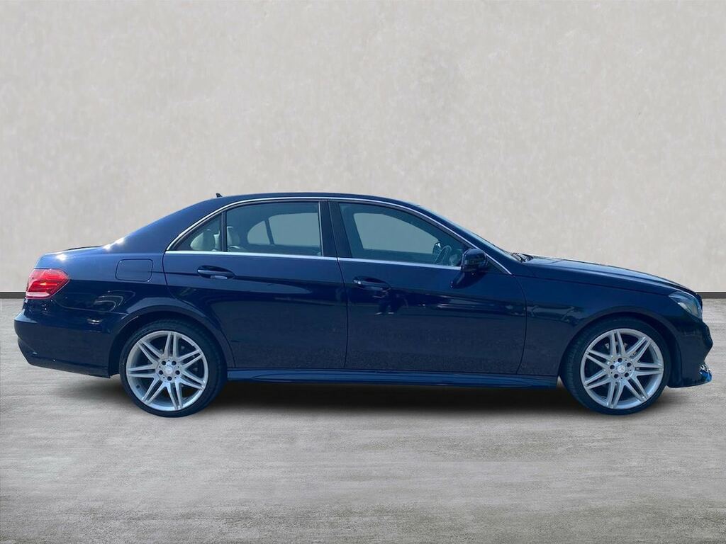 Mercedes-Benz E Class Mercedes-benz E220 Amg Sport Cdi GXZ5643 Blue #3