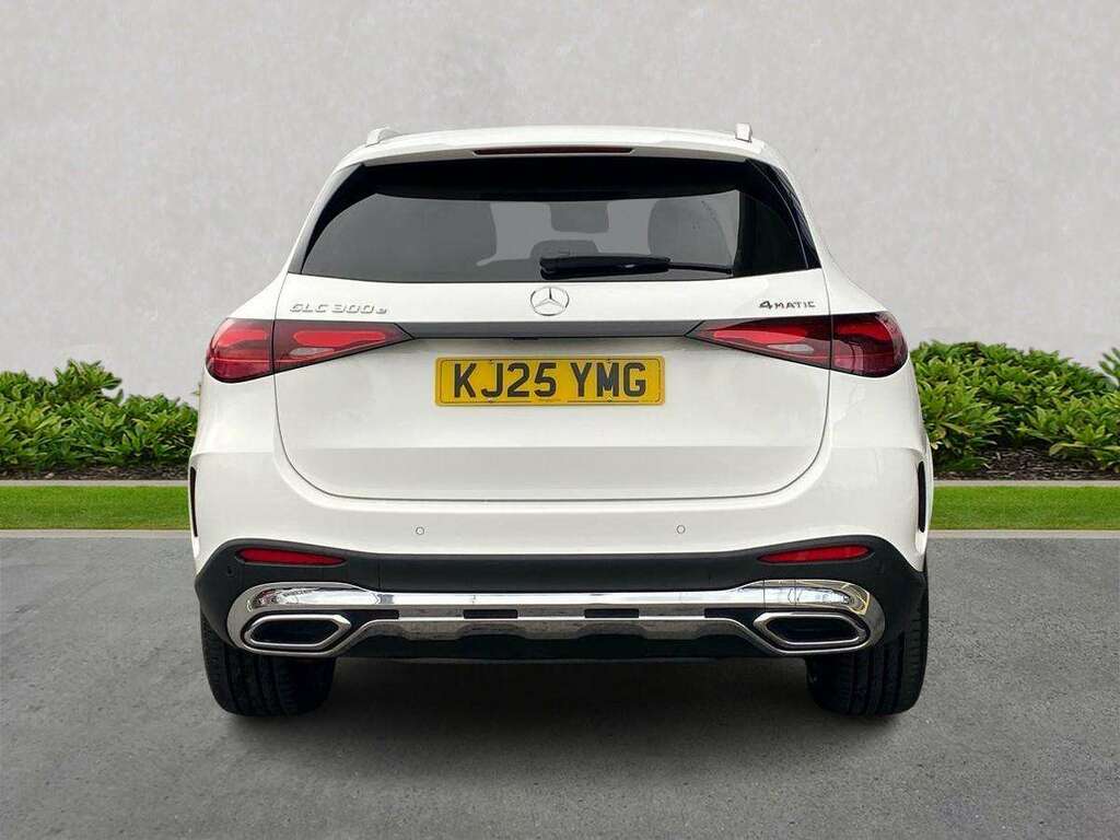 Mercedes-Benz GLC Class Glc 300E 4Matic Amg Line 9G-tronic KJ25YMG White #4
