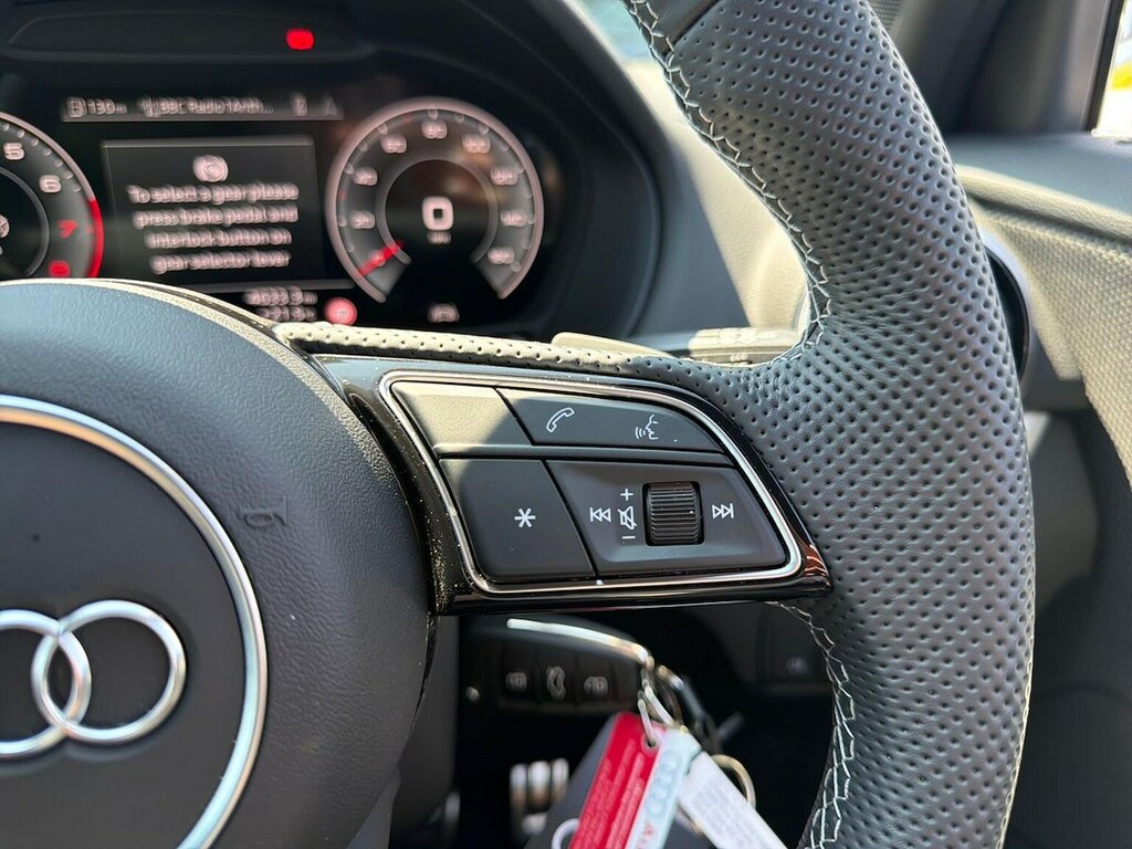 Audi Q2 35 Tfsi S Line Grey #25