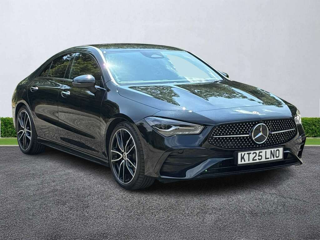 Mercedes-Benz CLA Class Cla 180 Amg Line Premium Tip Black