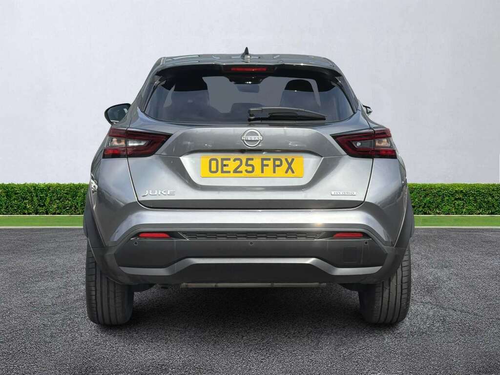 Nissan Juke 1.6 Hybrid Tekna OE25FPX Grey #4