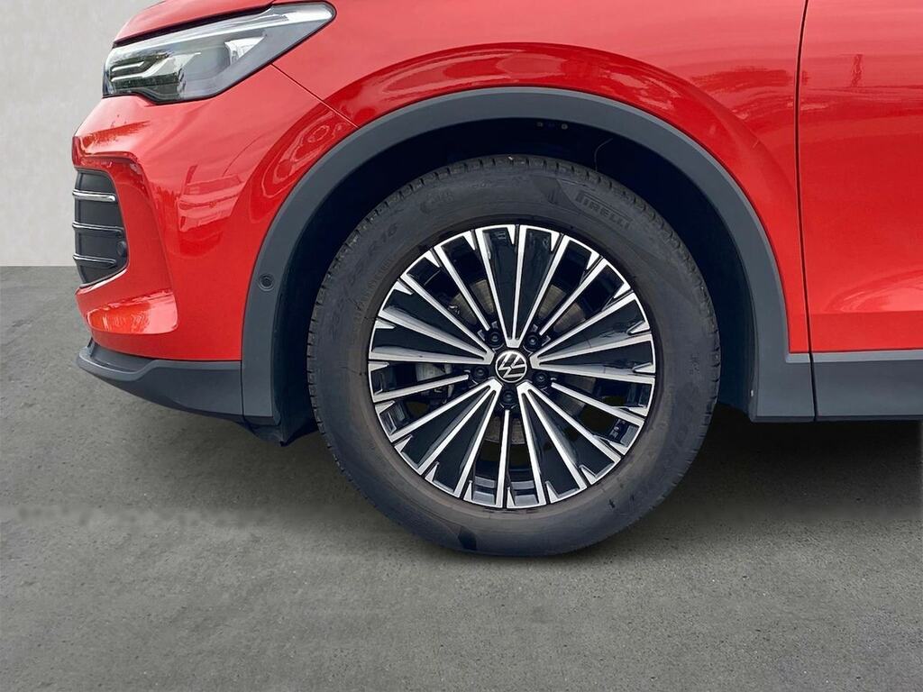 Volkswagen Tiguan 1.5 Etsi Mhev Life Suv Hybrid Dsg Euro YY74UBZ Red #5