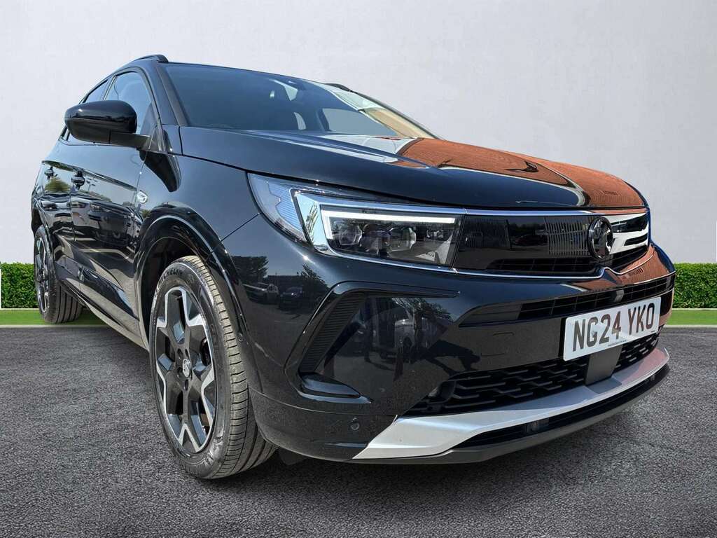 Vauxhall Grandland 1.2 Hybrid 136 Ultimate E-dct6 Black