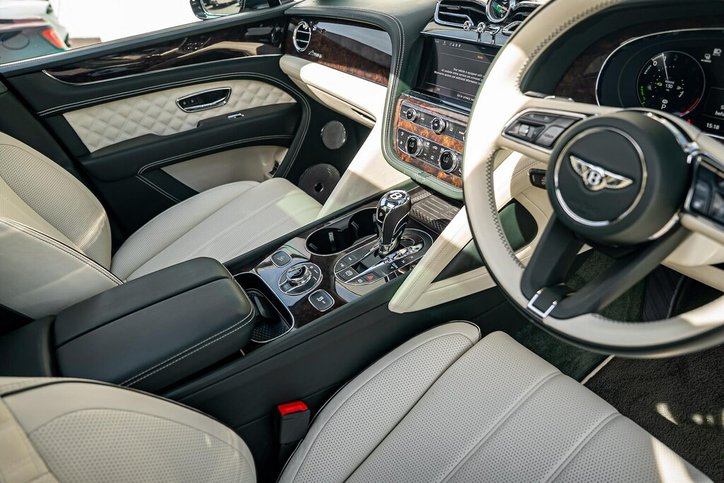 Bentley Bentayga S V8 Silver #19