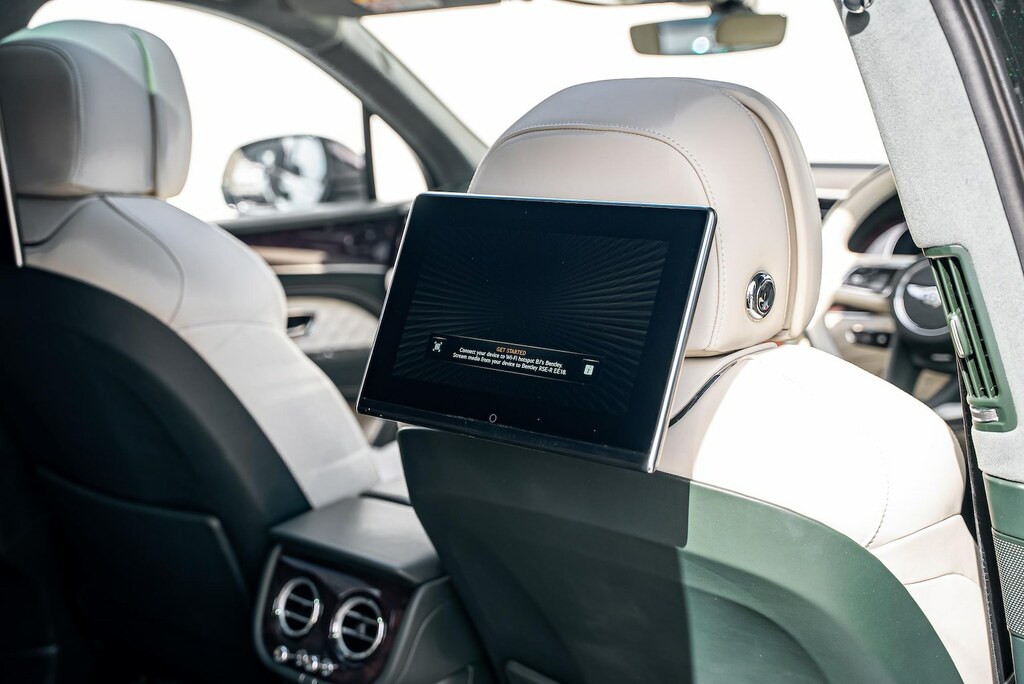 Bentley Bentayga S V8 Silver #29