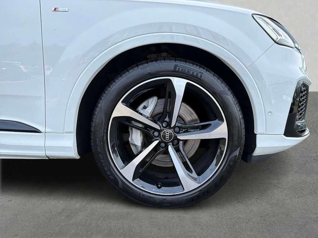 Audi Q7 55 Tfsi Quattro Black Edition Tiptronic White #6