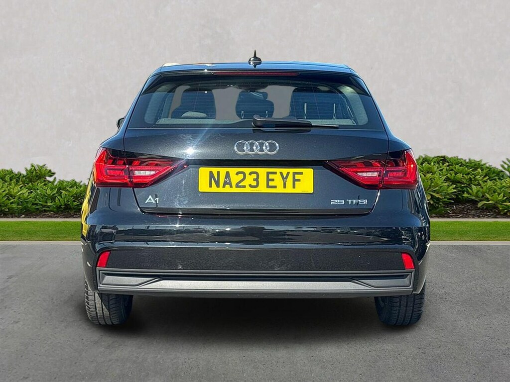 Audi A1 1.0 Tfsi 25 Technik Sportback Eu NA23EYF Black #4