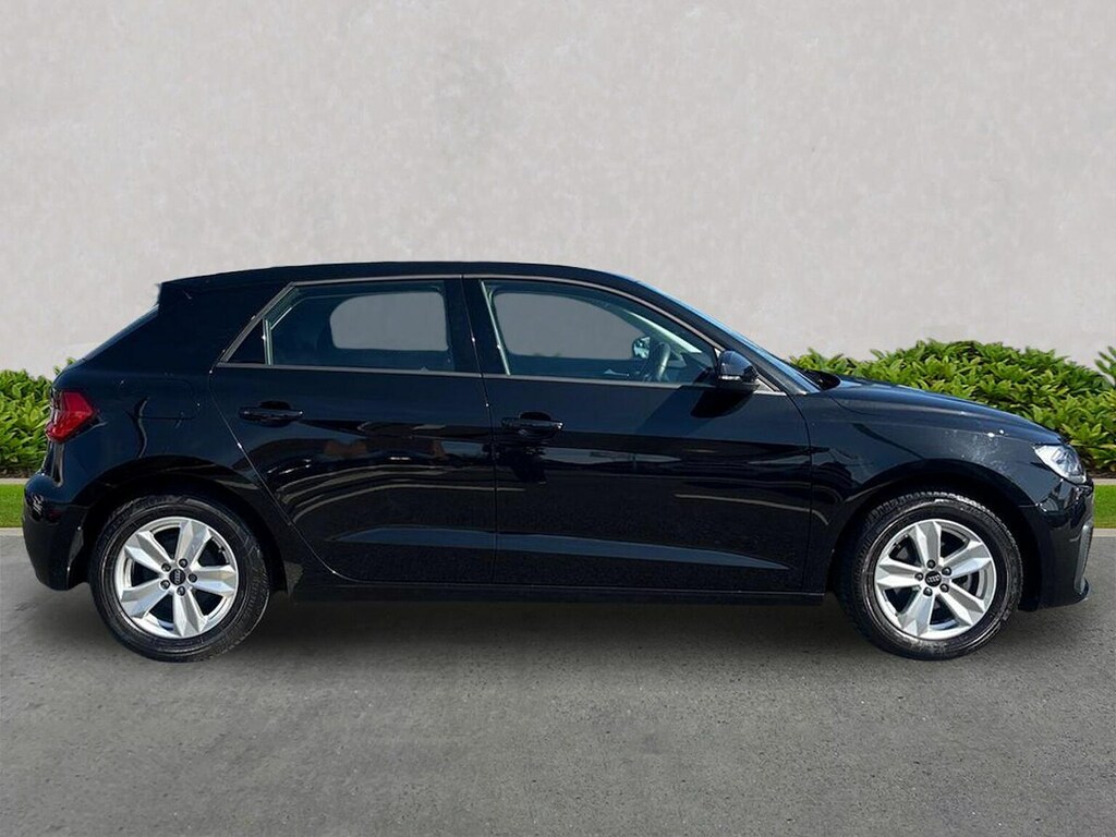 Audi A1 1.0 Tfsi 25 Technik Sportback Eu NA23EYF Black #3