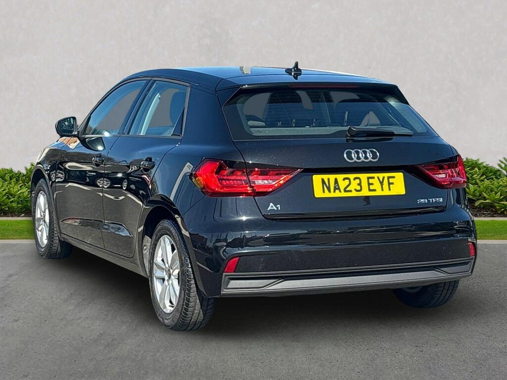 Audi A1 1.0 Tfsi 25 Technik Sportback Eu NA23EYF Black #2
