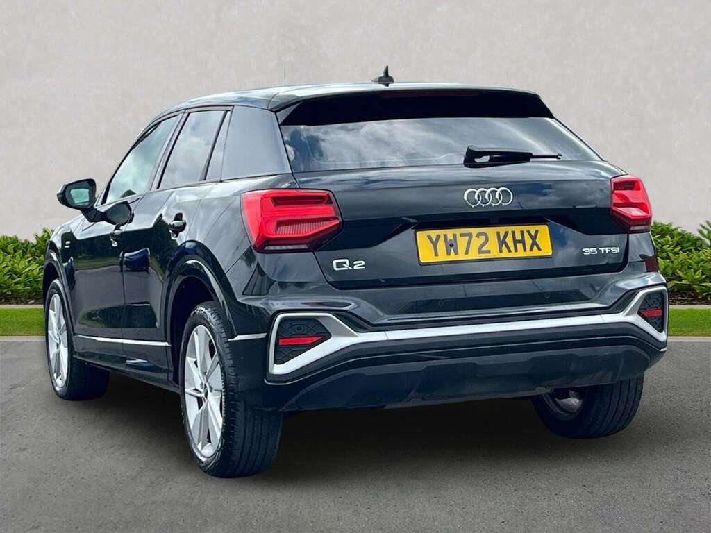 Audi Q2 35 Tfsi S Line S Tronic YW72KHX Black #2