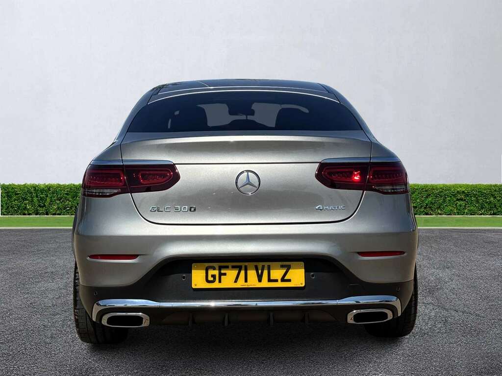 Mercedes-Benz GLC Class Glc 300 4Matic Amg Line Premium 9G-tronic Silver #4