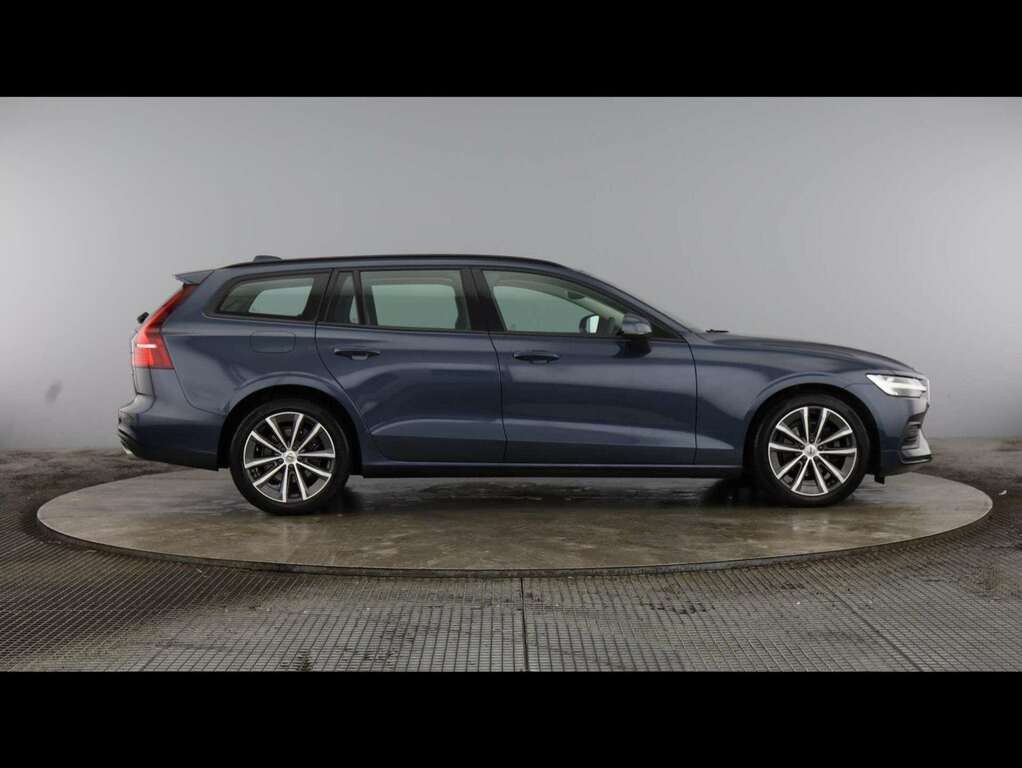 Volvo V60 R Design Black #31