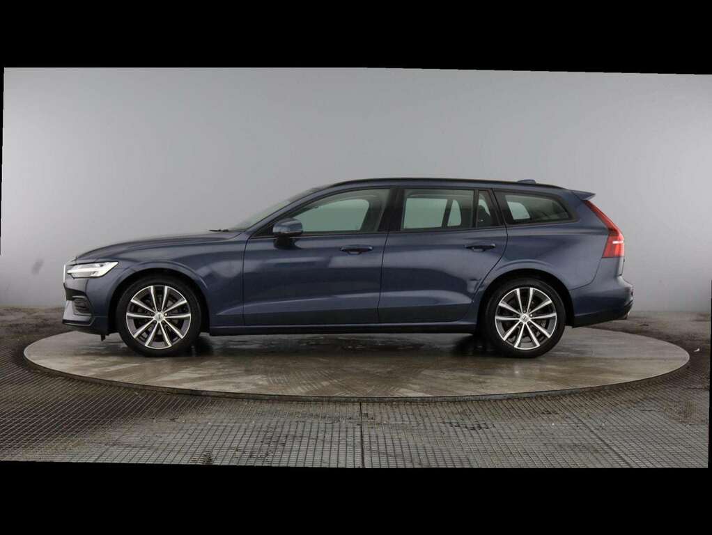 Volvo V60 R Design Black #8