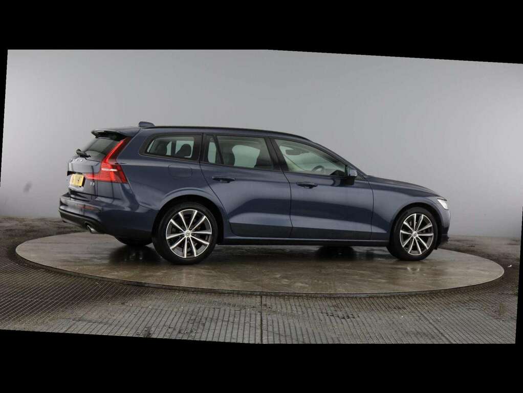 Volvo V60 R Design Black #7