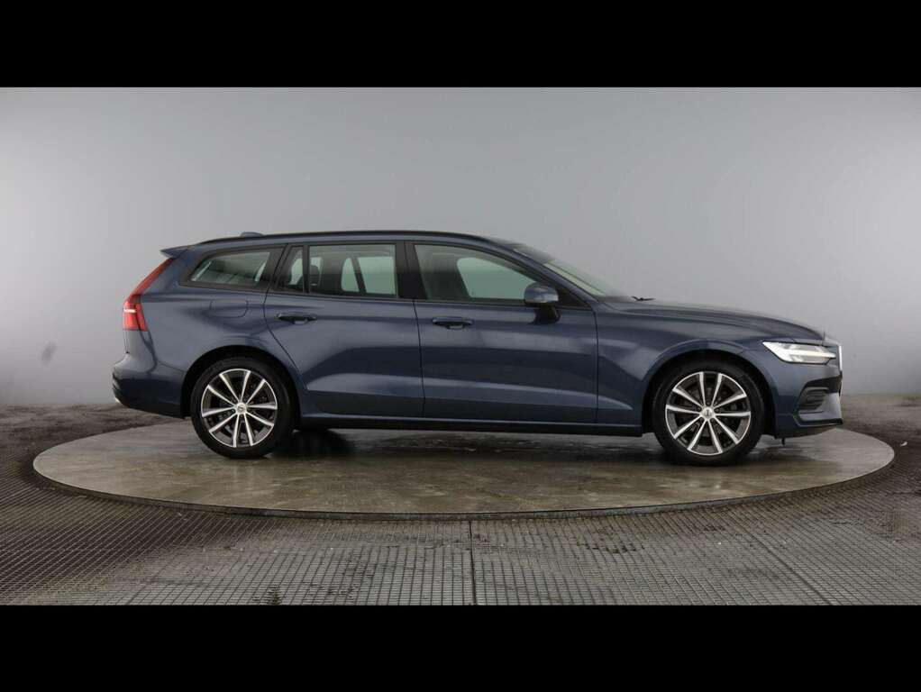 Volvo V60 R Design Black #36