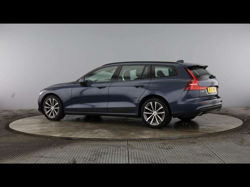 Volvo V60 R Design Black #22