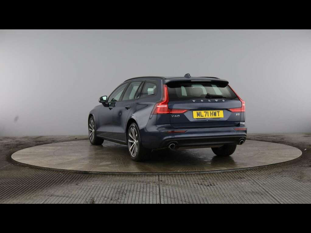 Volvo V60 R Design Black #38