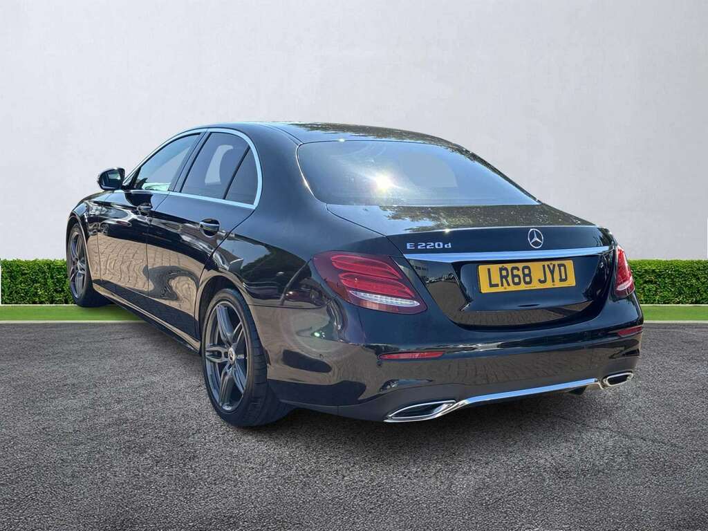 Mercedes-Benz E Class E220d Amg Line 9G-tronic Black #2