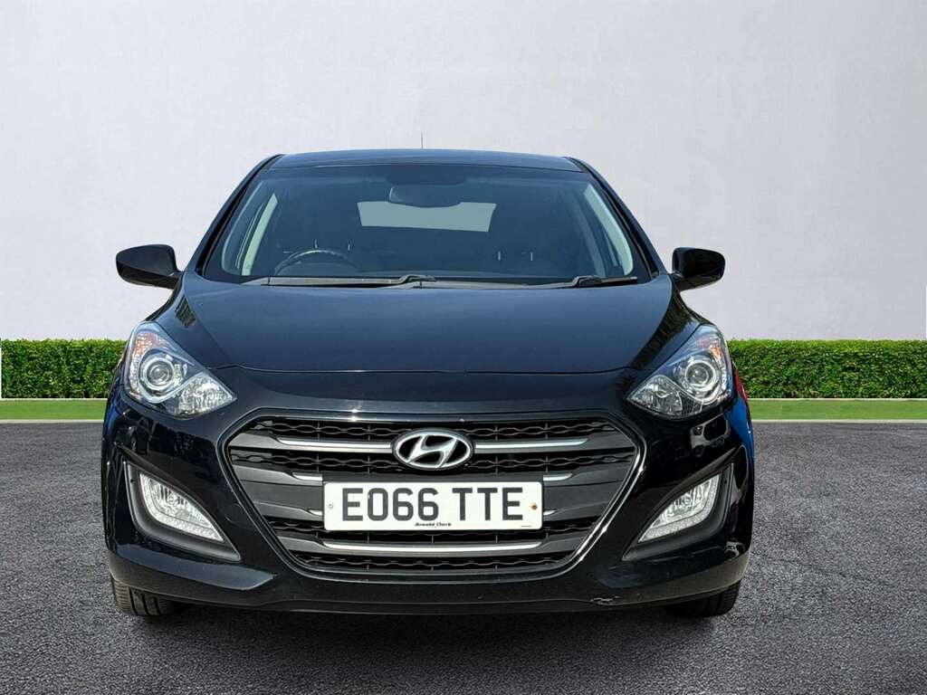 Hyundai I30 1.6 Crdi Blue Drive Se Black #5