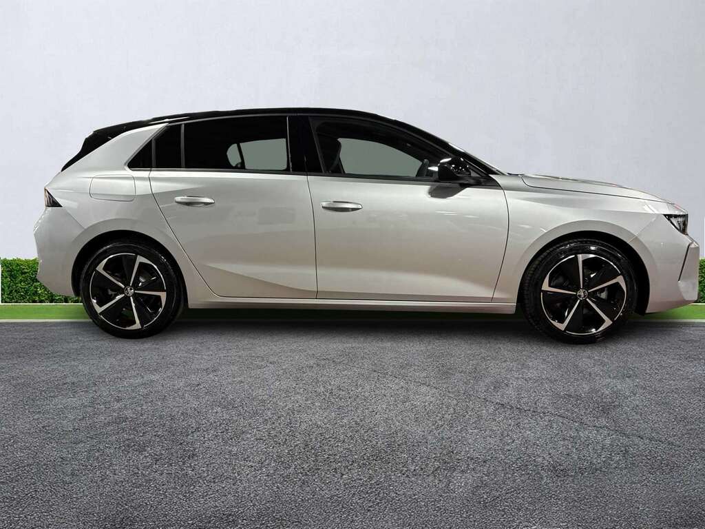 Vauxhall Astra 1.2 Turbo 130 Griffin #3
